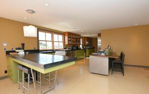 Napa Valley Wine Country Retreat with Pool & Pickleball Court - Napa, California