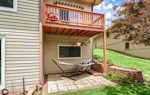 Home Exchange in Bella Vista, AR, covered hammock