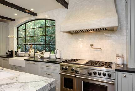 Lavish Santa Monica Estate - Santa Monica, California