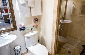 Home Exchange in St. John, USVI, guest bedroom en suite