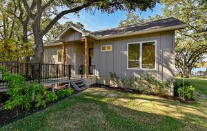 Lakefront Designer's Home on Lake LBJ - Kingsland, Texas