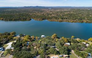 Lakefront Designer's Home on Lake LBJ - Kingsland, Texas