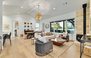 Lakefront Designer's Home on Lake LBJ - Kingsland, Texas