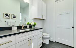 Lakefront Designer's Home on Lake LBJ - Kingsland, Texas