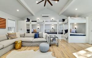 Lakefront Designer's Home on Lake LBJ - Kingsland, Texas