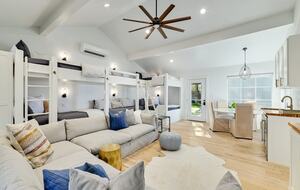 Lakefront Designer's Home on Lake LBJ - Kingsland, Texas