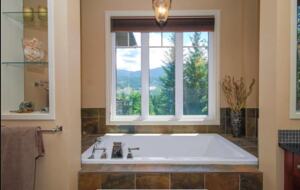 Home Exchange in British Columbia master en suite bath with views
