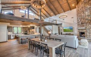 Retreat at Whispering Pines Luxe Cabin - Show Low, Arizona