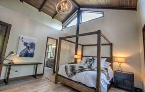 Retreat at Whispering Pines Luxe Cabin - Show Low, Arizona