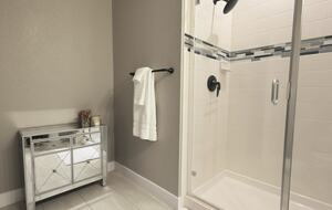 Home Exchange in Denver, CO, luxury townhome full bathroom