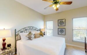 Home Exchange in Miramar Beach, FL, guest bedroom
