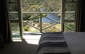 Home Exchange in Yaouk, NSW, Australia, bedroom views of the wildlife