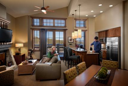 3 Bedroom Villa at One Ski Hill Place