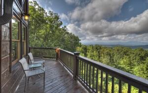 Home Exchange in Mineral Bluff, GA, balcony with panoramic views