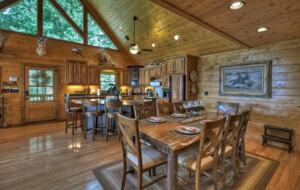 Home Exchange in Mineral Bluff, GA, dining room off kitchen
