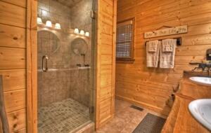 Home Exchange in Mineral Bluff, GA, master bath walk in shower