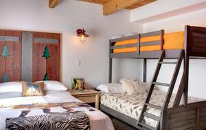 Big Bear BaseCamp Cabin - Big Bear Lake, California