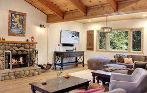 Big Bear BaseCamp Cabin - Big Bear Lake, California