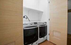 Home Exchange Taos Ski Valley, NM laundry closet
