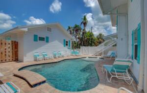 Home Exchange in Clearwater, FL triplex private pool