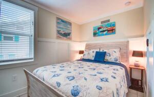 Home Exchange in Clearwater, FL triplex second house second bedroom