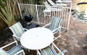 Home Exchange in Clearwater, FL triplex outdoor dining