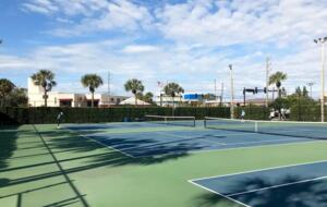 Home Exchange in Clearwater, FL rec center tennis courts