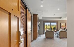 Home Exchange in Cle Elum, WA, entry into the home