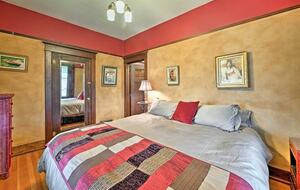 Home Exchange in Auburn, WA, queen guest bedroom