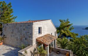 Maison Mala WATERFRONT - Selca, Croatia