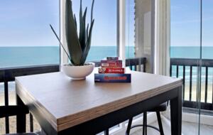 Small gaming table to have some fun