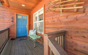 Home Exchange in Truckee, CA, front entry with cute blue door