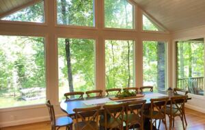 Home Exchange in Winchester, TN dining room with a view! seats 12-14