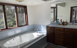 Home Exchange in Muncy Valley, PA, master ensuite with soaker tub