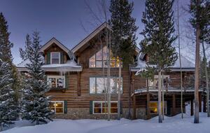 Twin Eagles Lodge - Moving Mountains - Breckenridge, Colorado