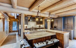 Twin Eagles Lodge - Moving Mountains - Breckenridge, Colorado