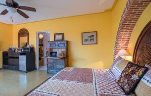 Bugam Villa - Charming Lakeside Home - Chapala, Mexico