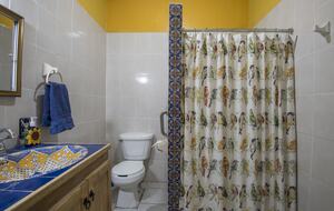 Bugam Villa - Charming Lakeside Home - Chapala, Mexico