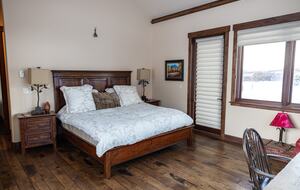 Mountain Home Ranch - Bordering National Forest - Durango, Colorado