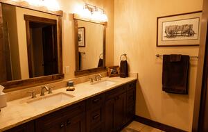 Mountain Home Ranch - Bordering National Forest - Durango, Colorado