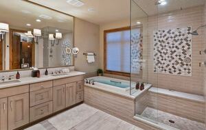 Home Exchange in Steamboat Springs, CO master en suite #1