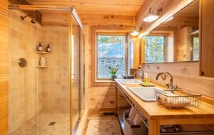 Home exchange in Fairview NC, downstairs bathroom with dual sink