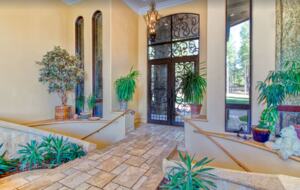 The Castle in Flagstaff entryway