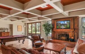 Lower level play room with pool table