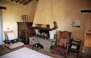 Fonte Cicerum the Italian Country Dolce Vita - Paciano, Perugia, Italy