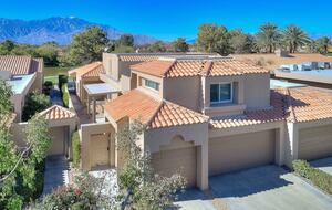 Mission Hills Luxe Home - Rancho Mirage, California