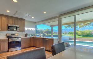 Mission Hills Luxe Home - Rancho Mirage, California