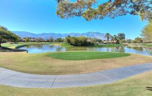 8th tee of Westin Mission Hills Pete Dye Resort Course