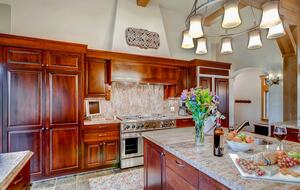 Switchback Lodge - Moving Mountains - Breckenridge, Colorado