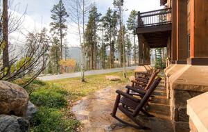 Switchback Lodge - Moving Mountains - Breckenridge, Colorado